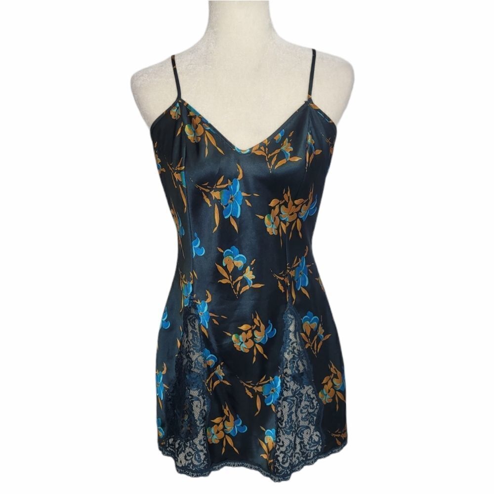 VINTAGE‎ 90s Victoria's Secret slip blue floral lace dress S